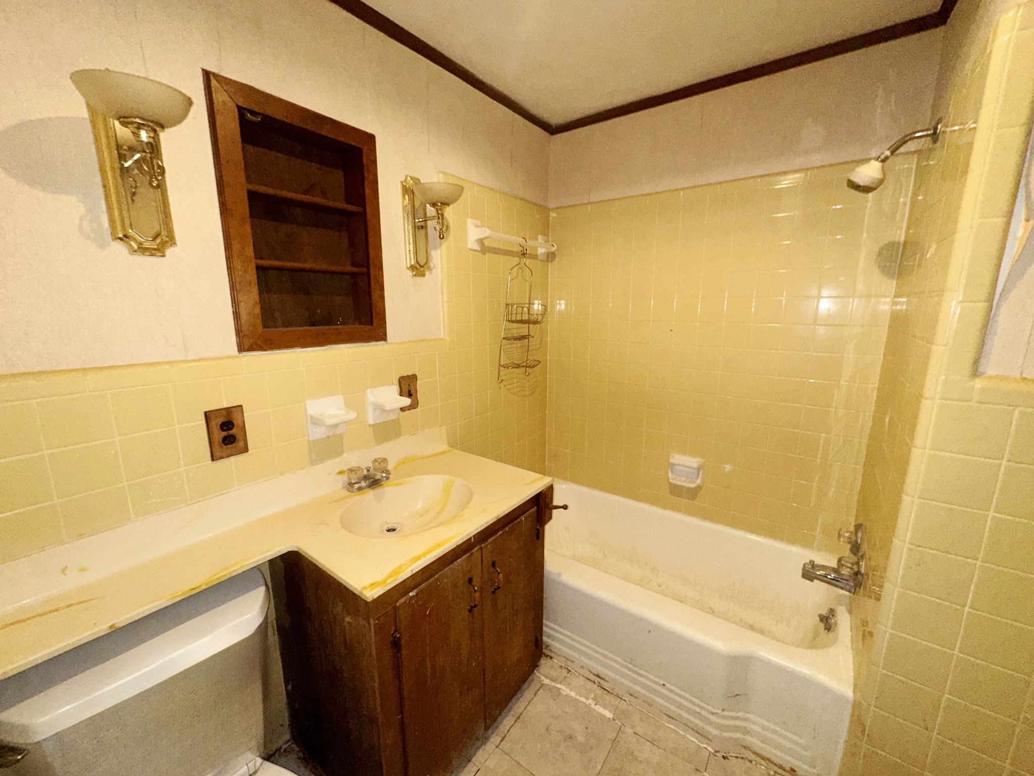 1155 Old Florence Rd Property Photo 10