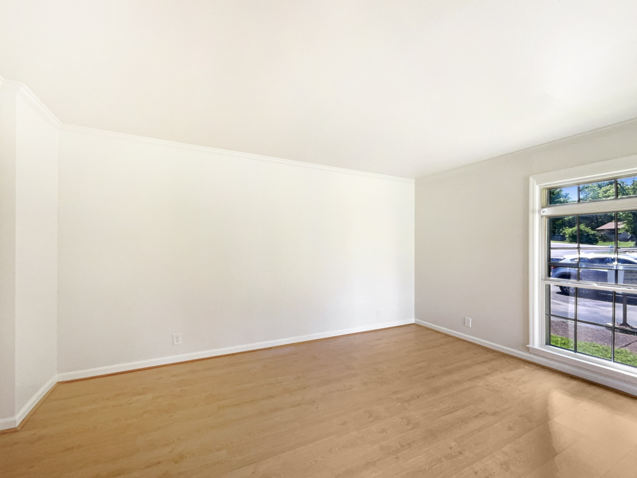 112 Northcrest Ct Property Photo 9