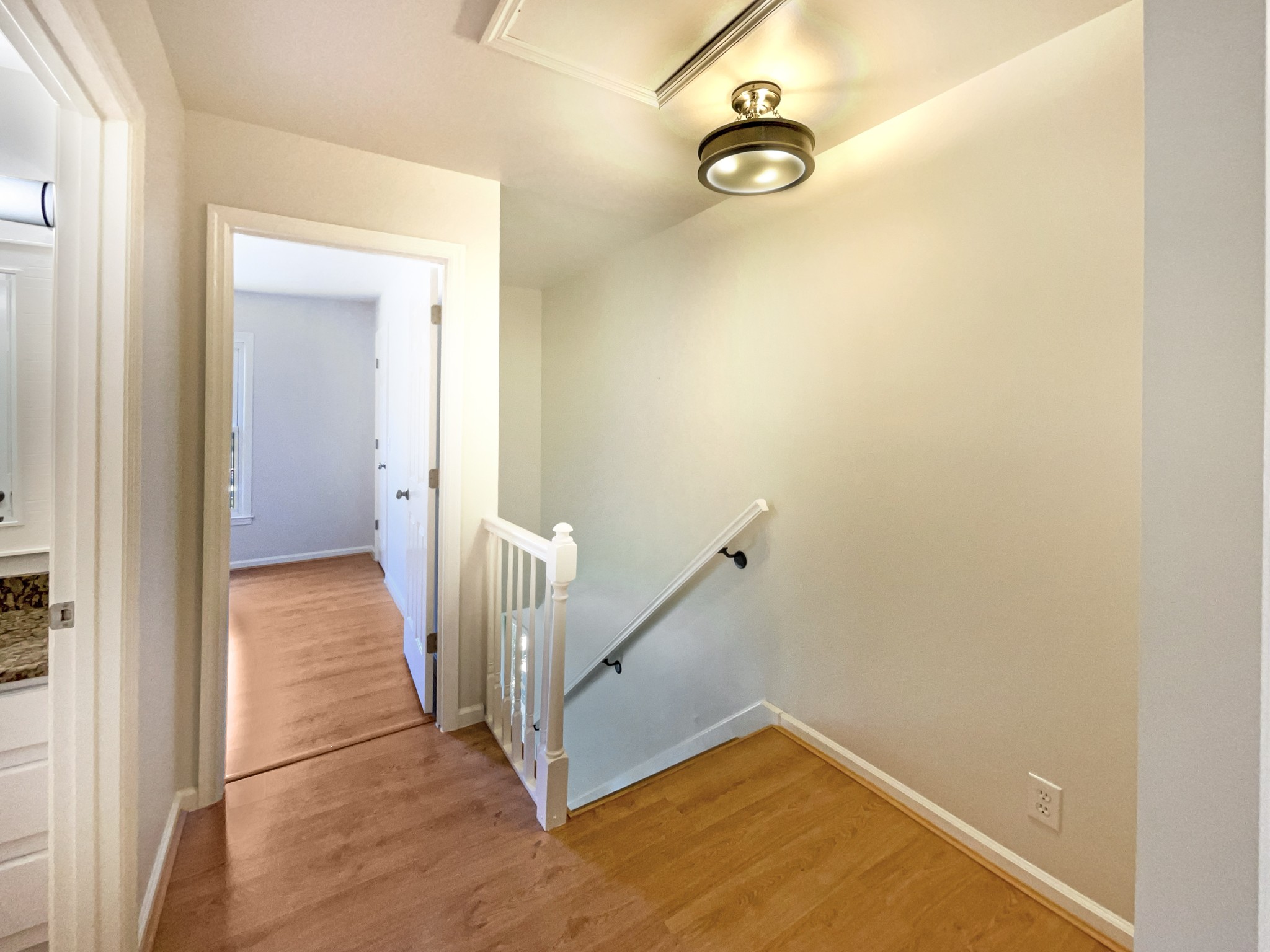 112 Northcrest Ct Property Photo 17