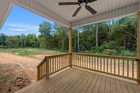 608 Pleasant Meadow Ln Property Photo 16