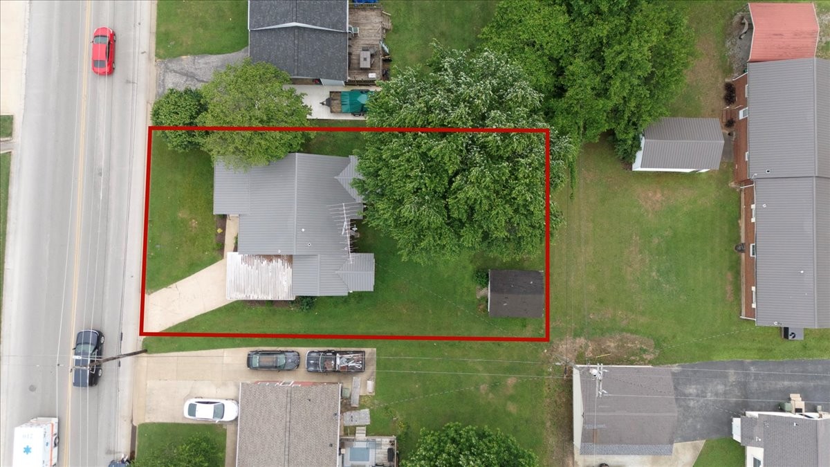 813 N Military Ave Property Photo 6