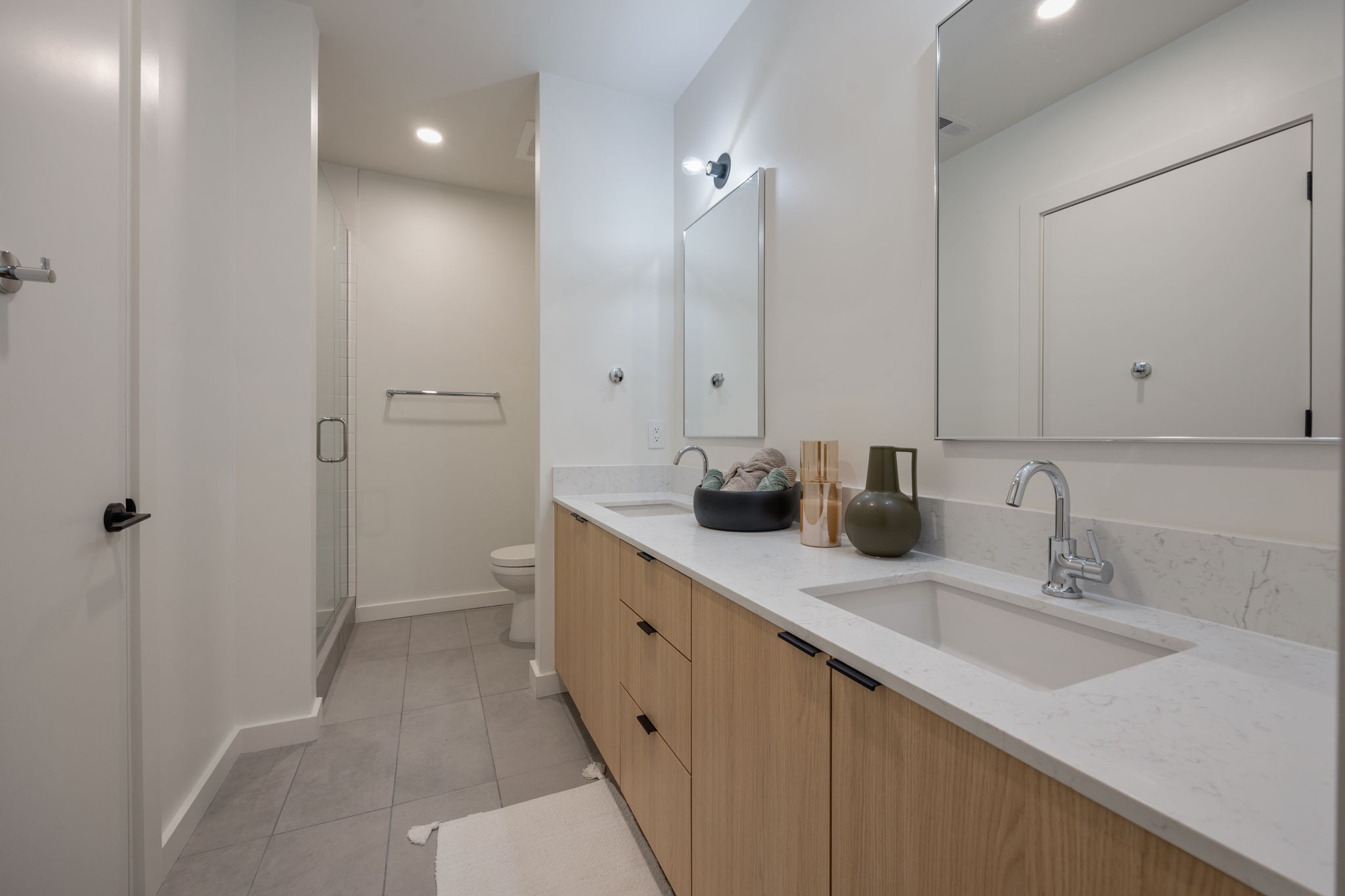 635 7th Ave, S Property Photo 17