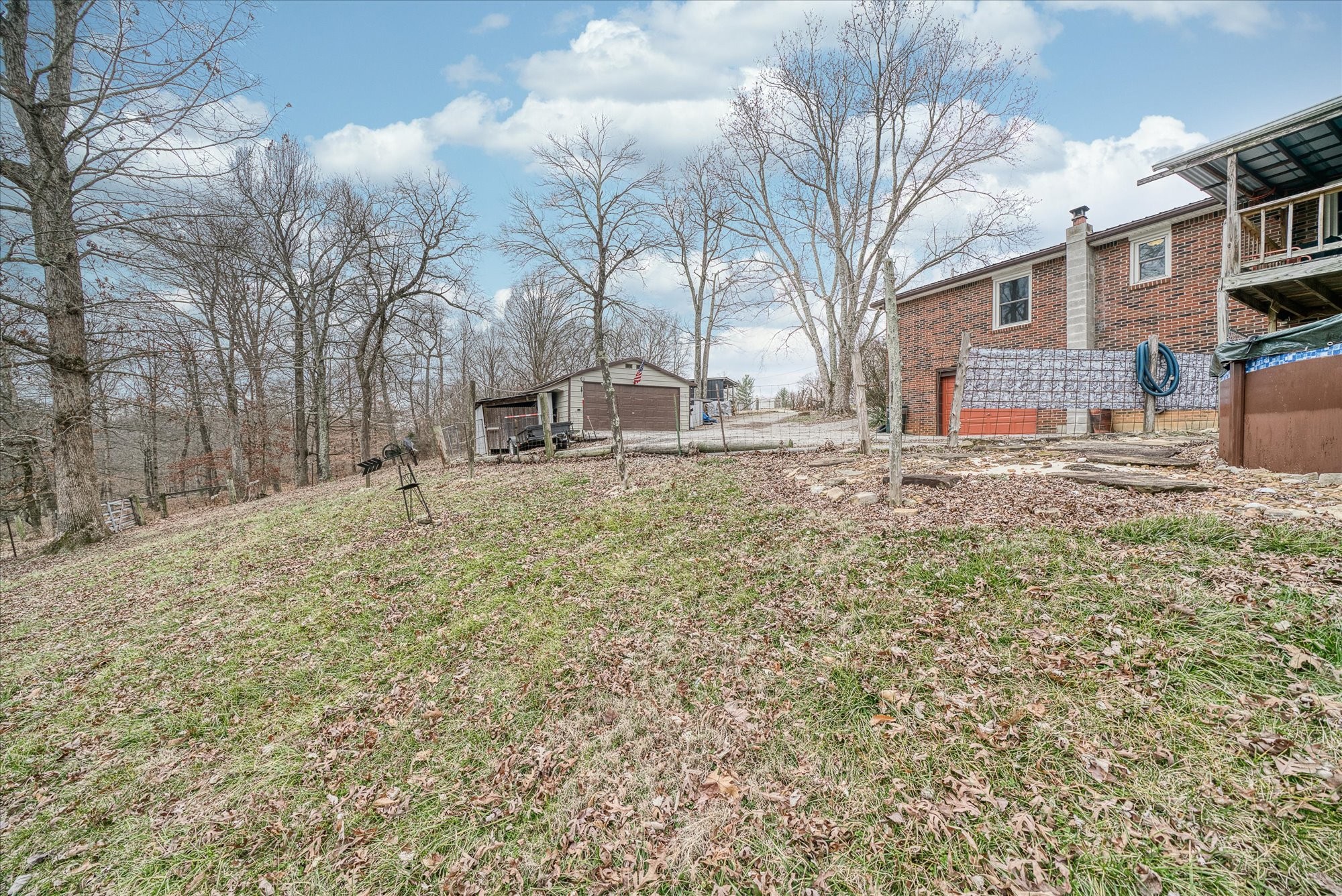 818 Fox Ridge Rd Property Photo 24