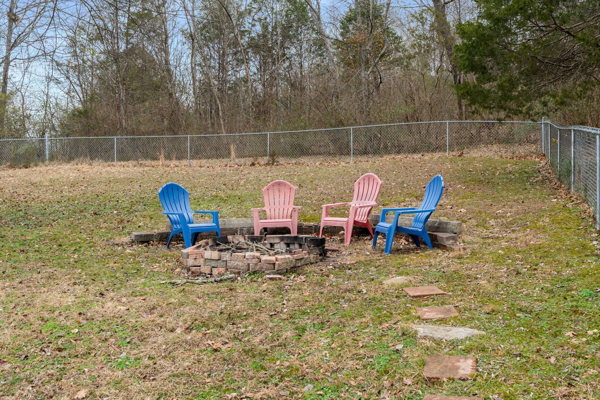 123 N Valley Rd Property Photo 23