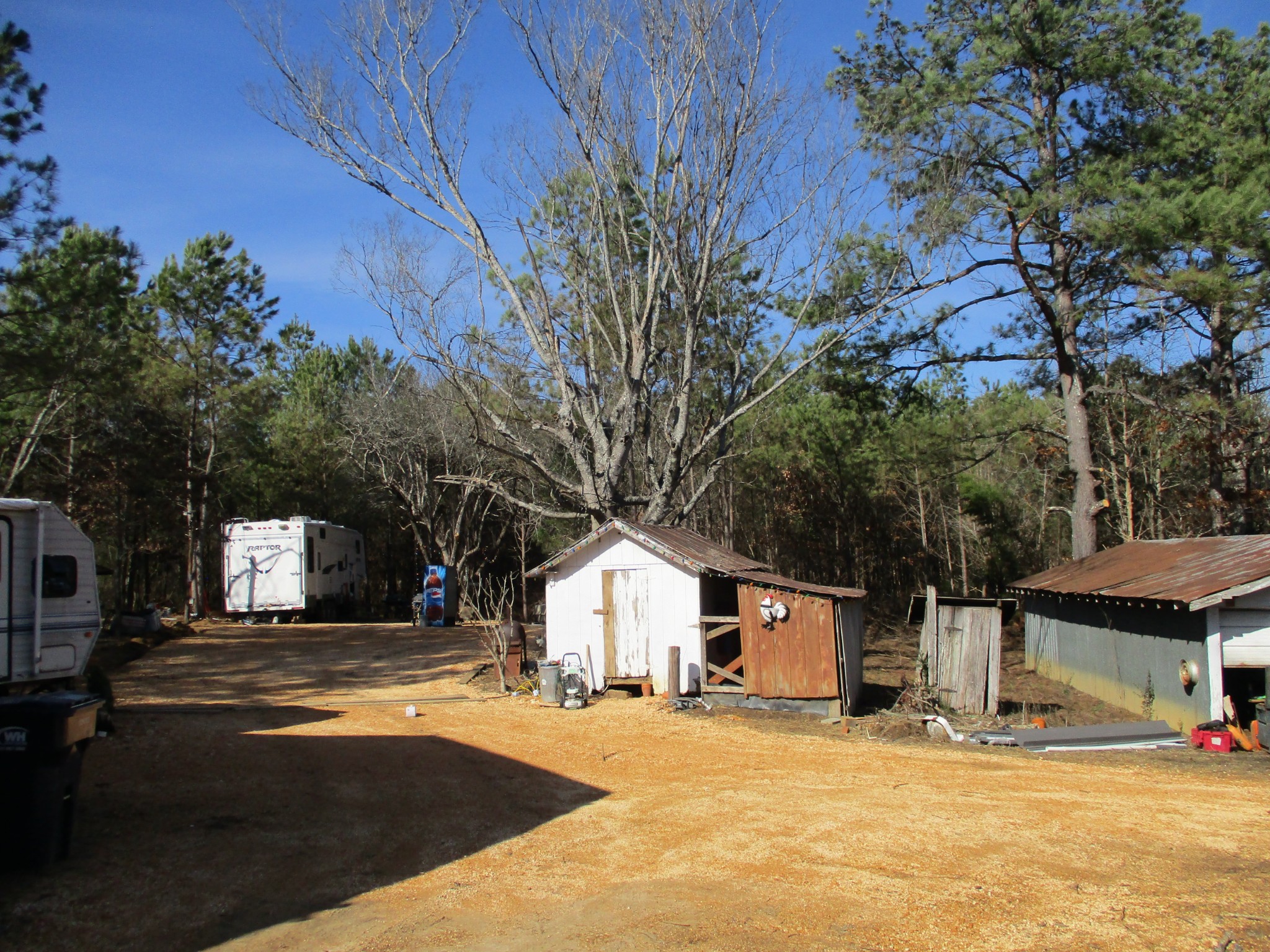 35225 Highway 104 Property Photo 4