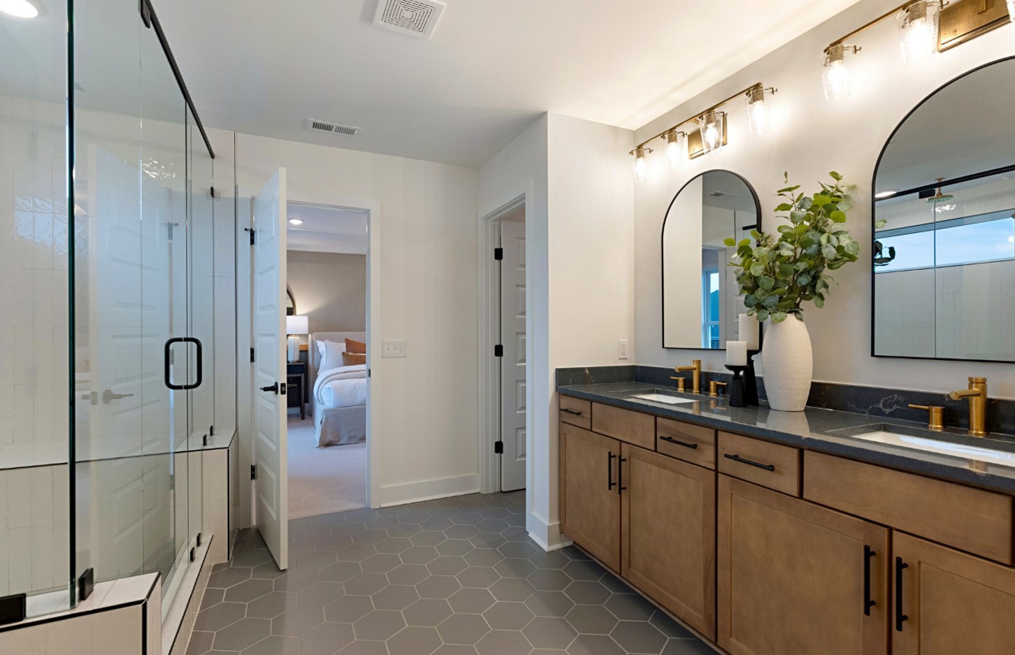 1025 Harvest Acres Lane Property Photo 13