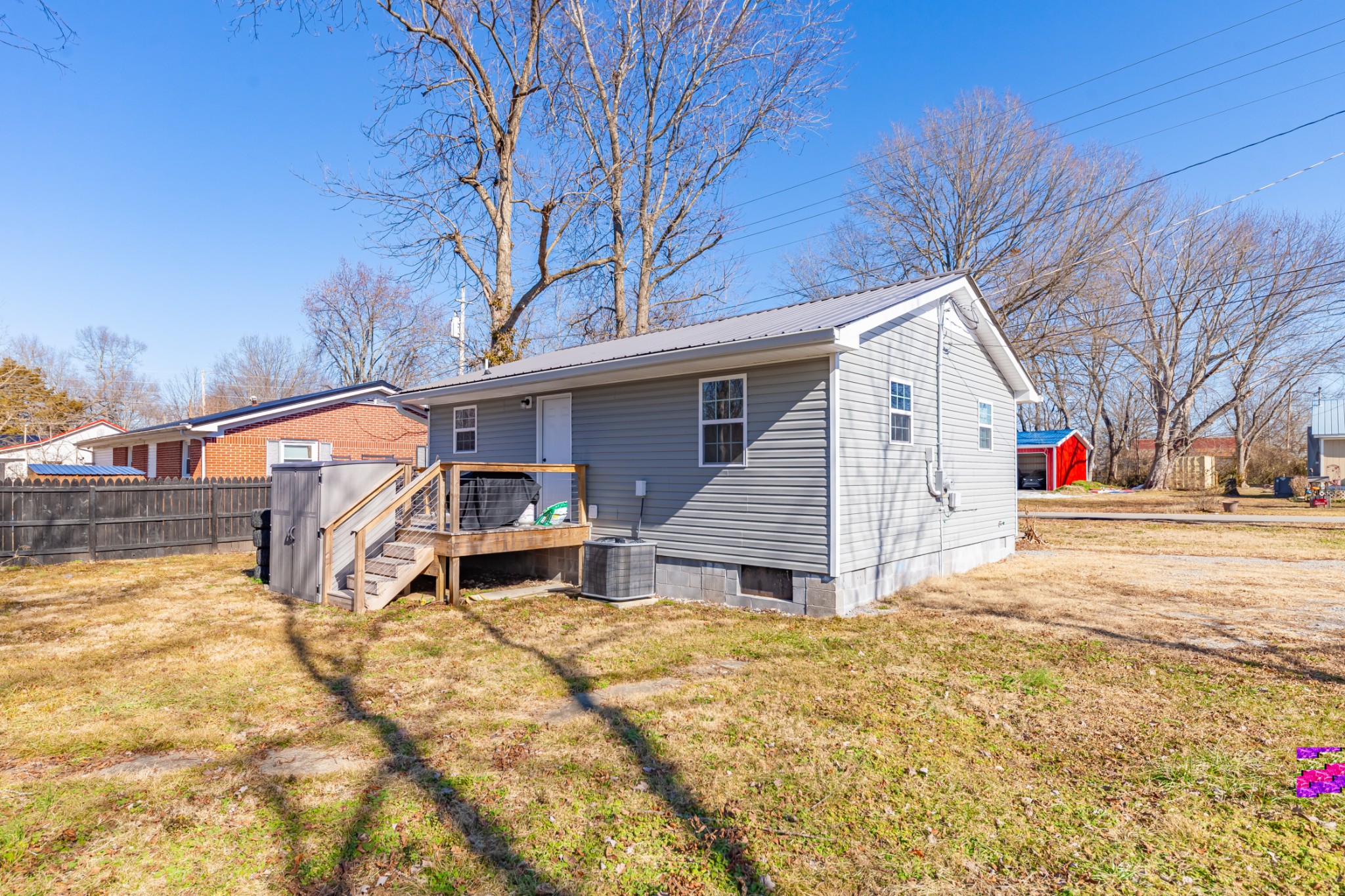222 N Pine St Property Photo 6