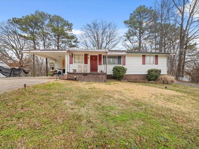 812 Lynn Lane Property Photo