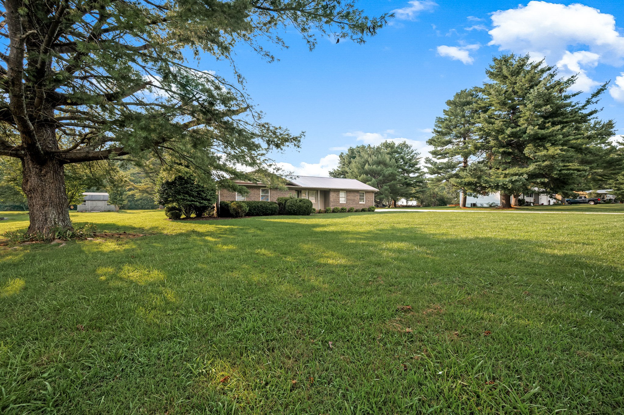 294 Tanglewood Trl Property Photo 3