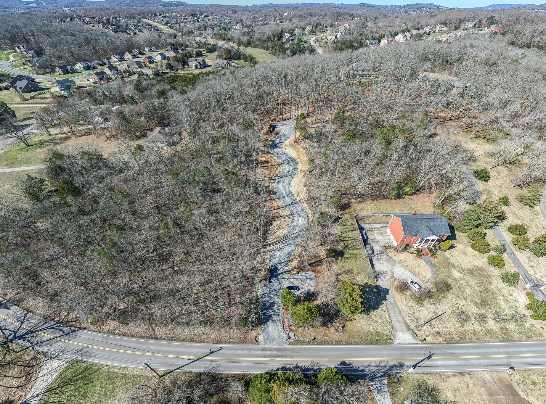 915 Bluff Rd Property Photo 5