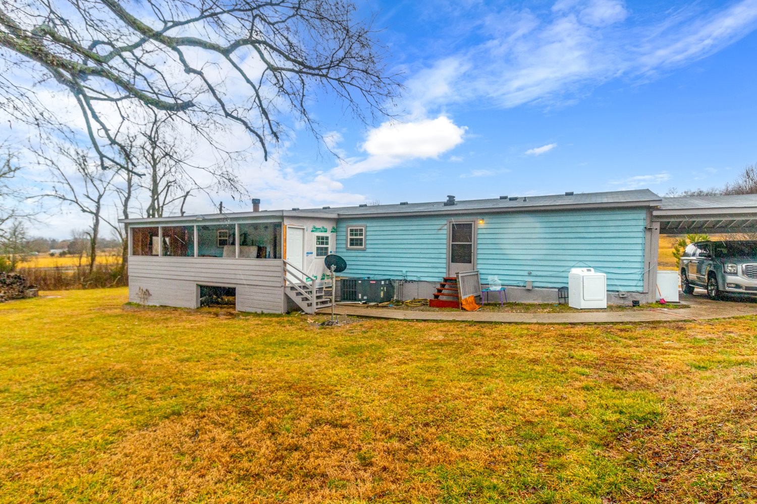 570 Coop Rd Property Photo 5