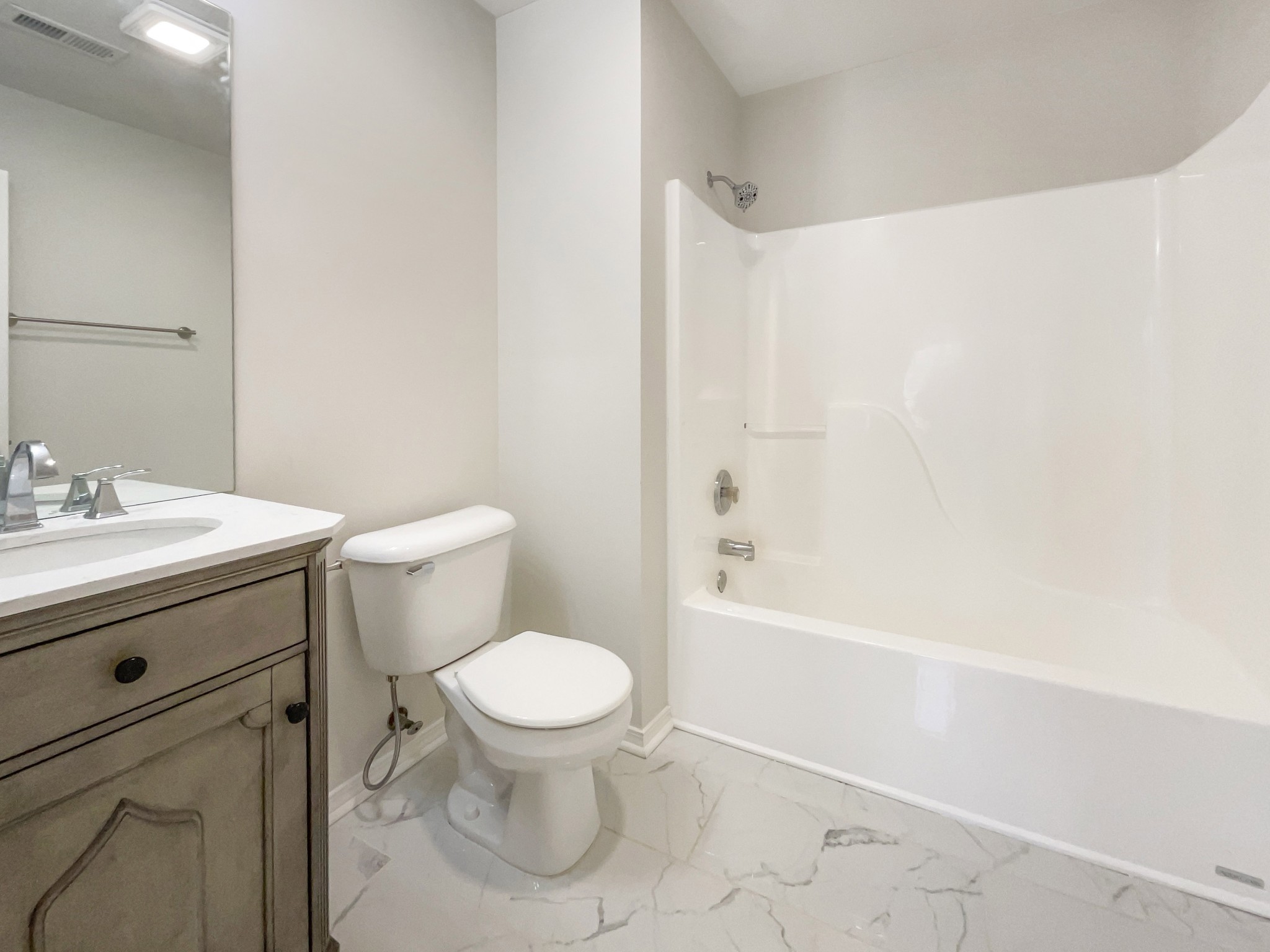 7216 Hidden Lake Dr Property Photo 15