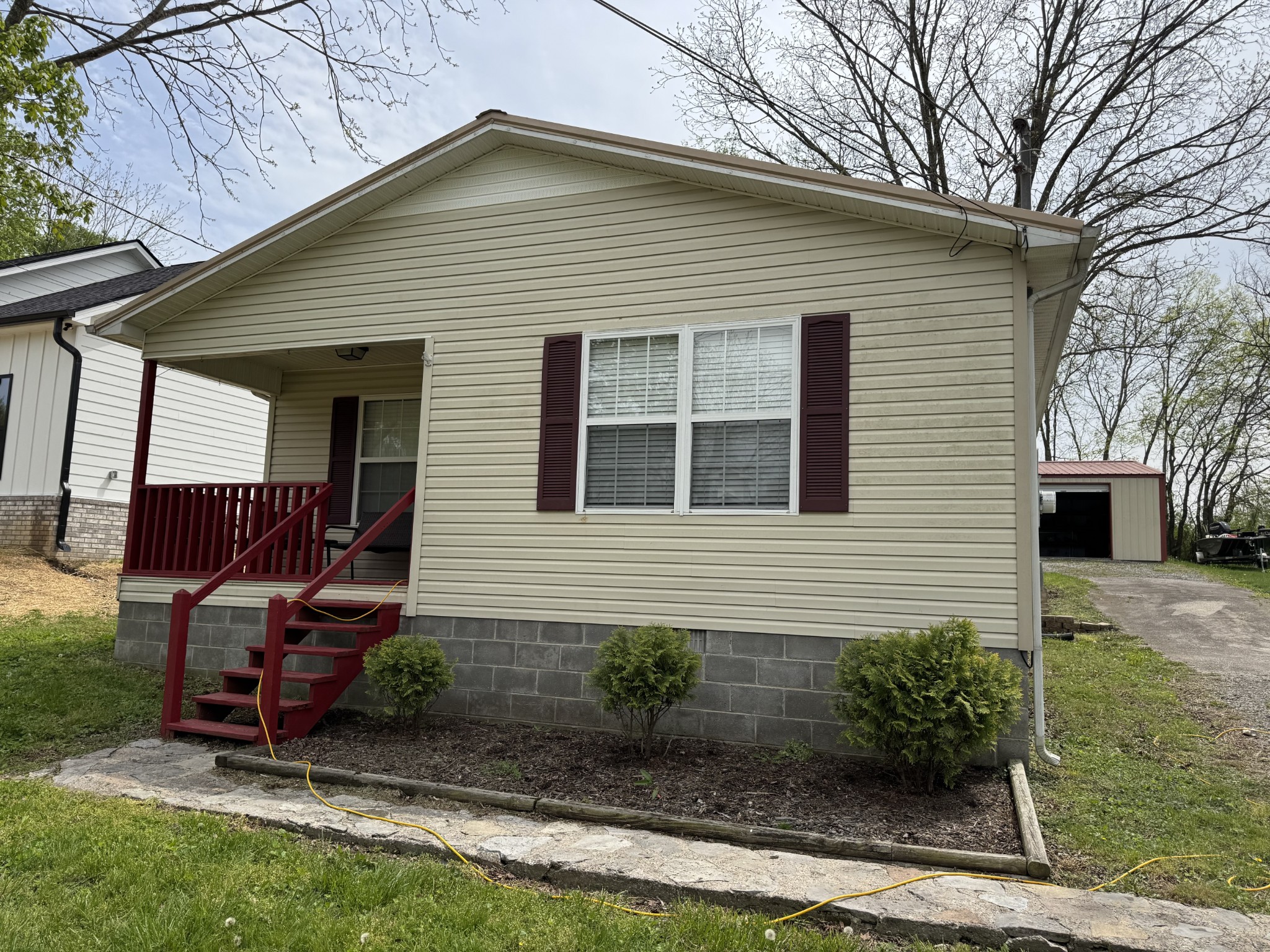 110 Fairfield Rd Property Photo