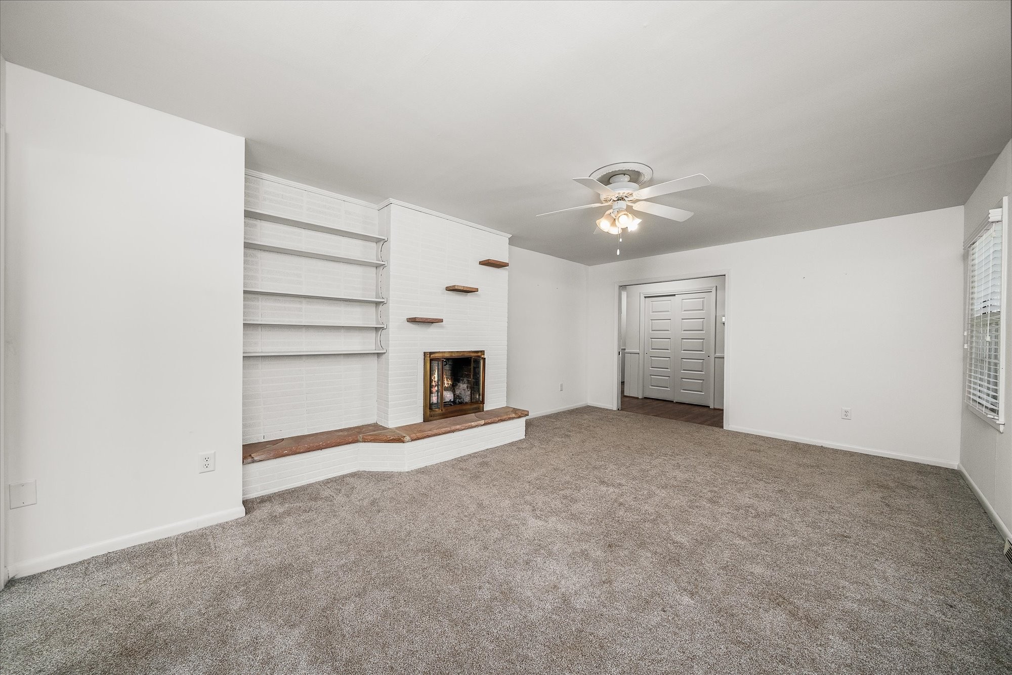 515 East 4th Street Property Photo 10