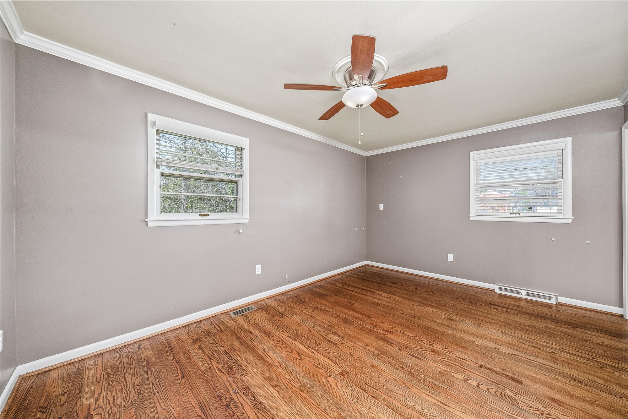 515 East 4th Street Property Photo 23