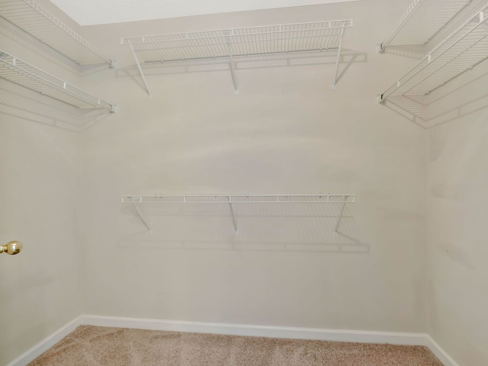5490 Escalade Dr Property Photo 21