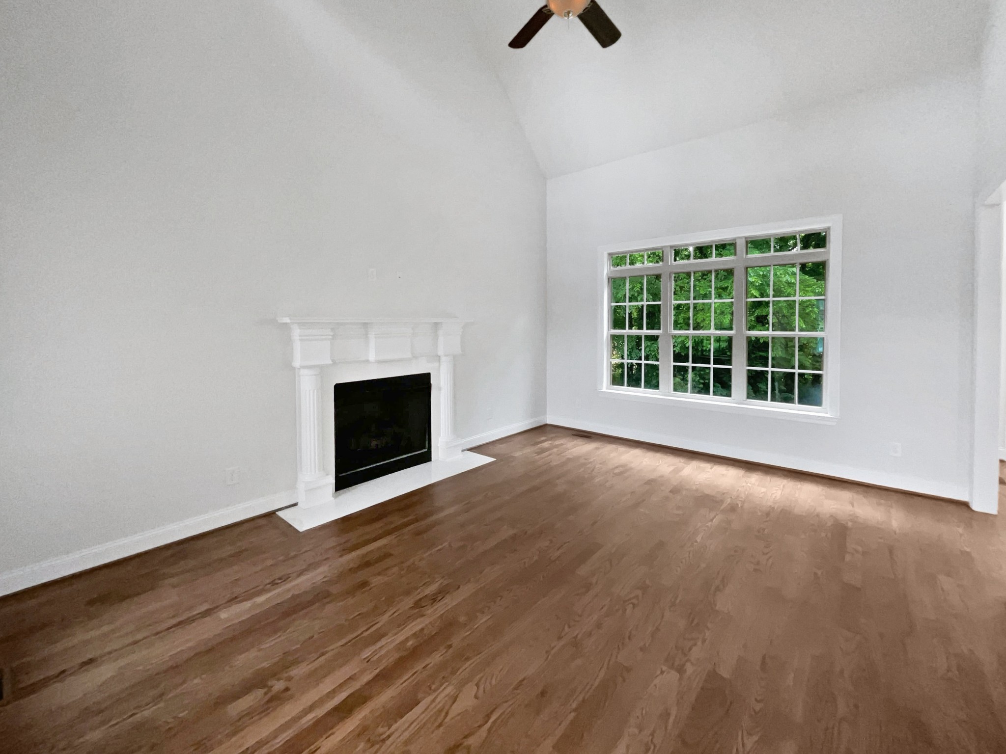 3047 Dogwood Trl Property Photo 3