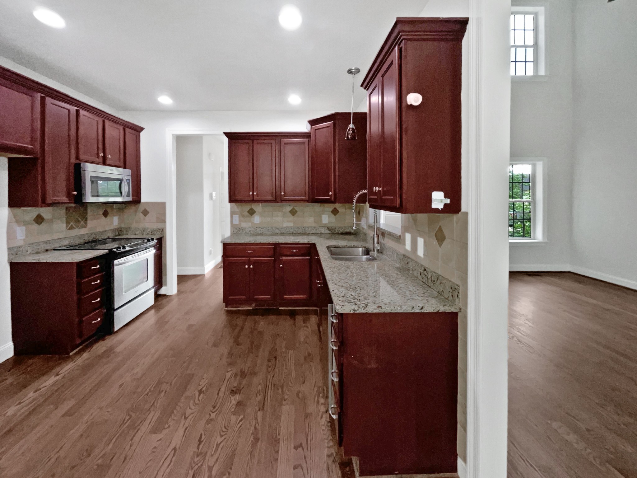 3047 Dogwood Trl Property Photo 6