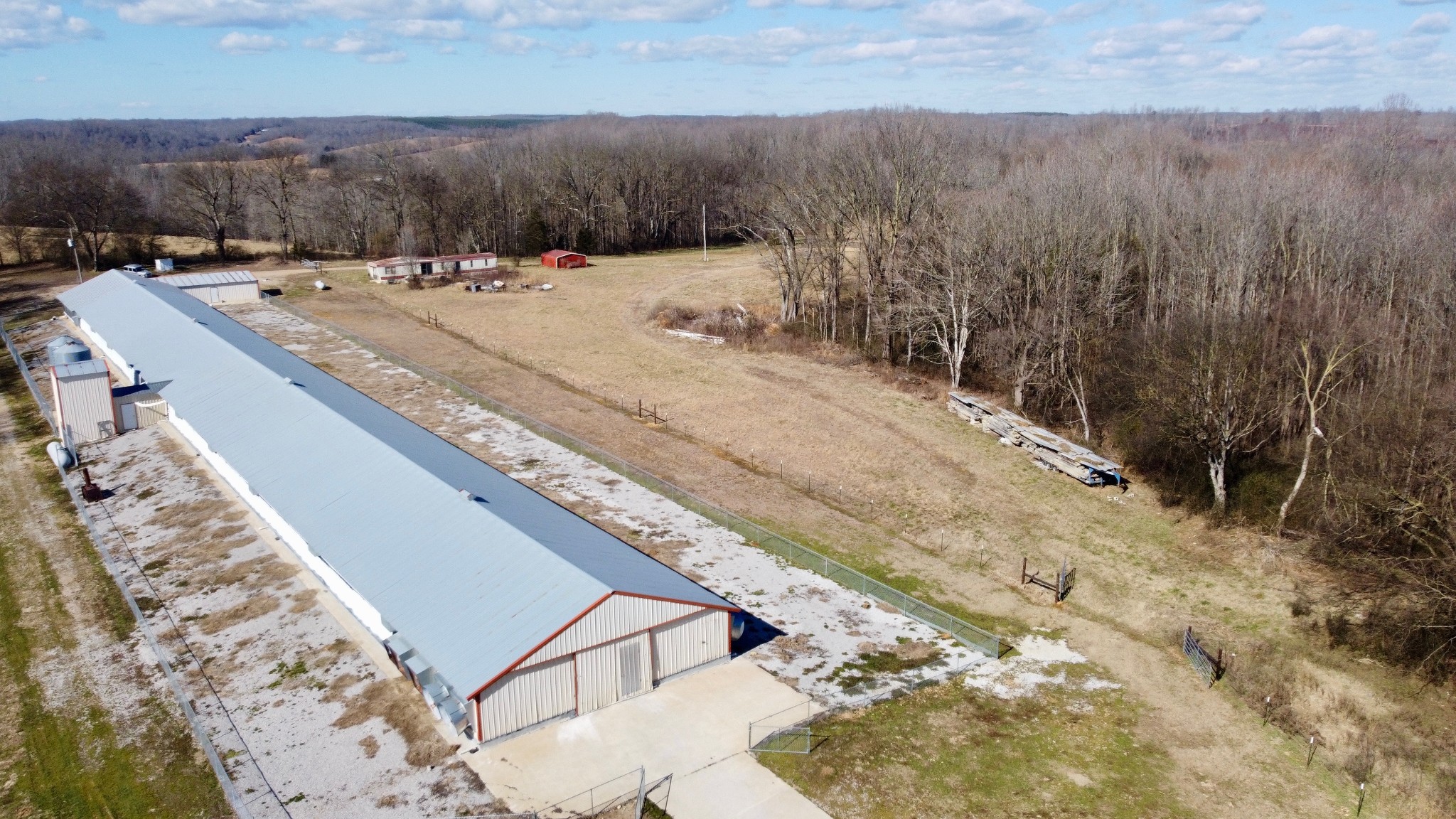1601 Sugar Creek Rd Property Photo 1
