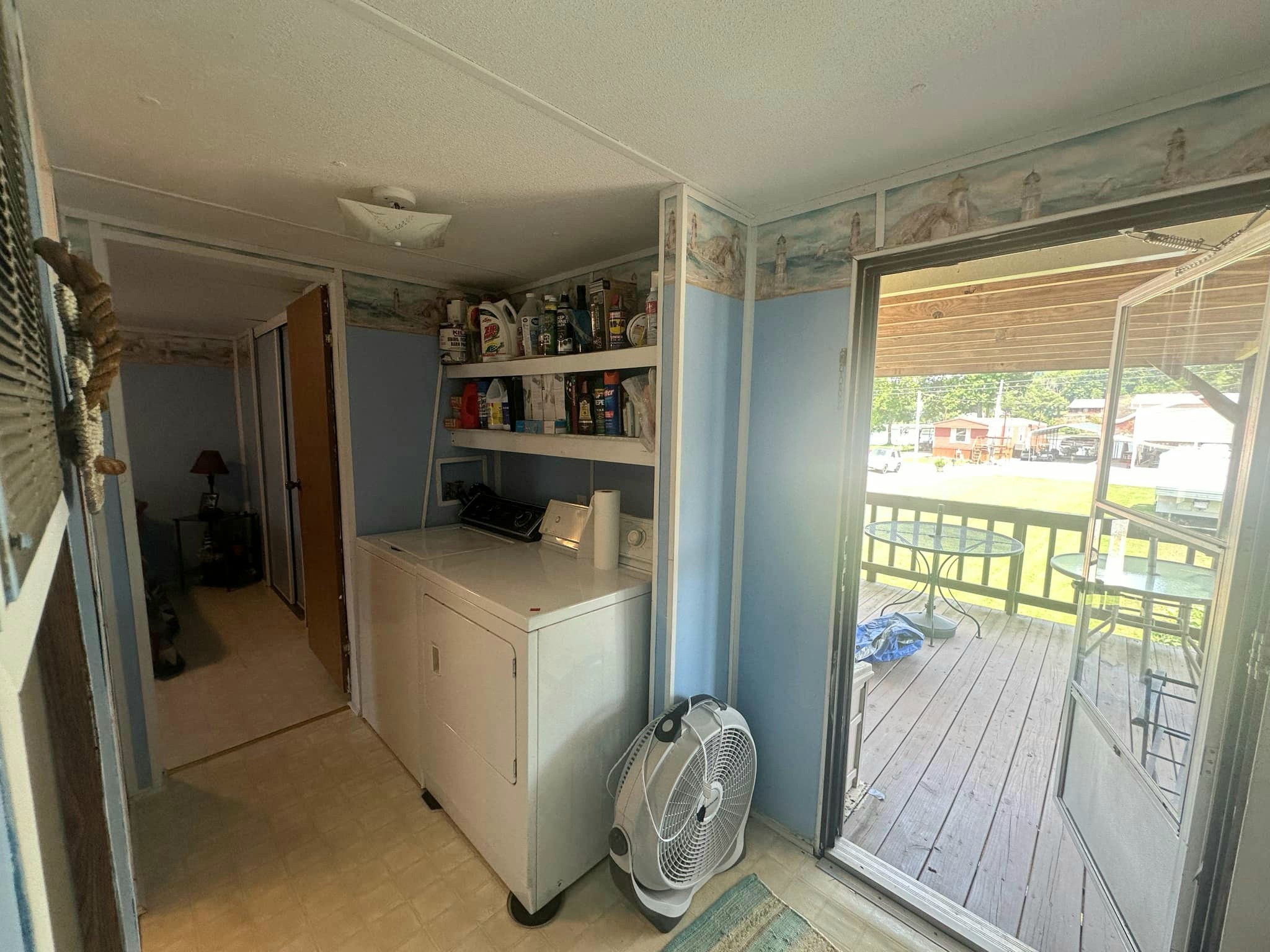 100 Dry Drive Property Photo 13