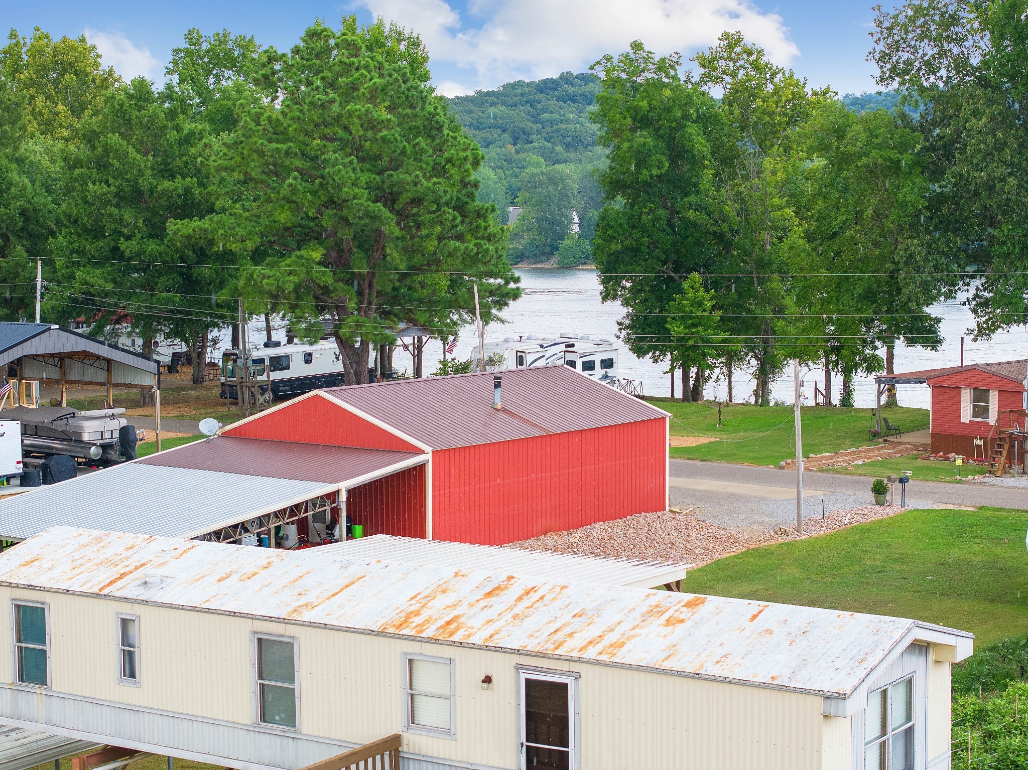 100 Dry Drive Property Photo 20