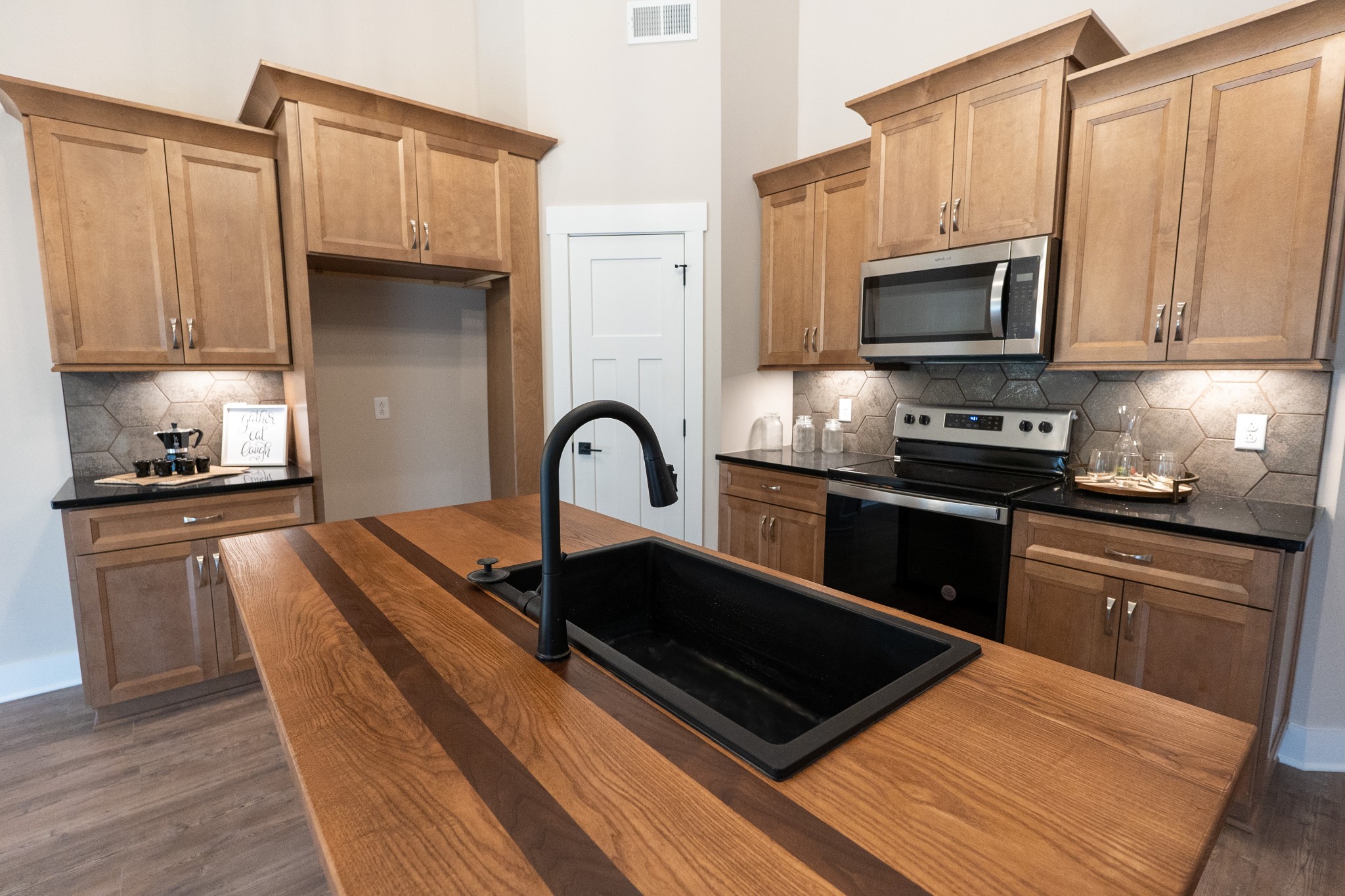 3007 Stonehorn Dr Property Photo 5