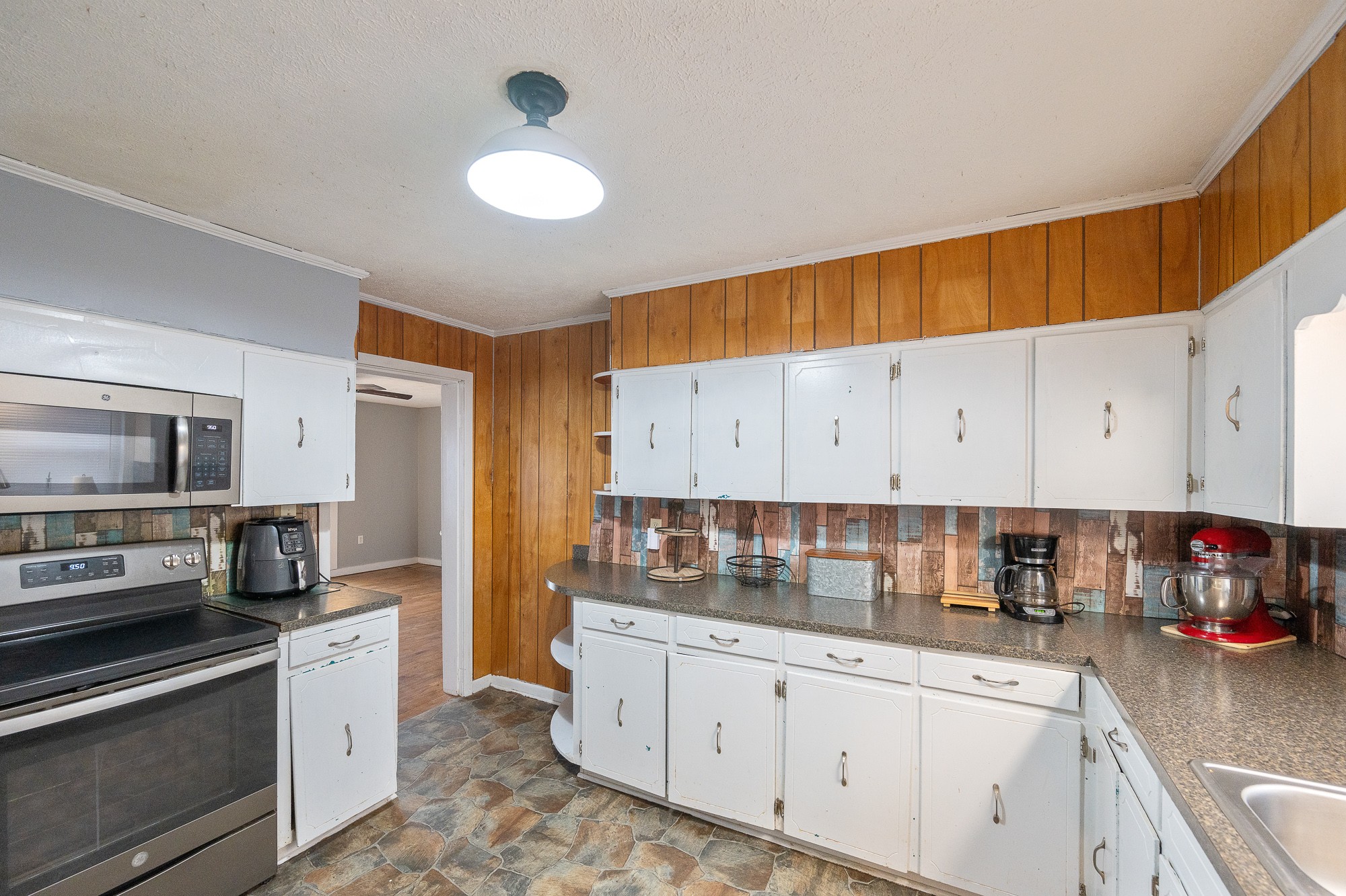 4052 Largo Rd Property Photo 8