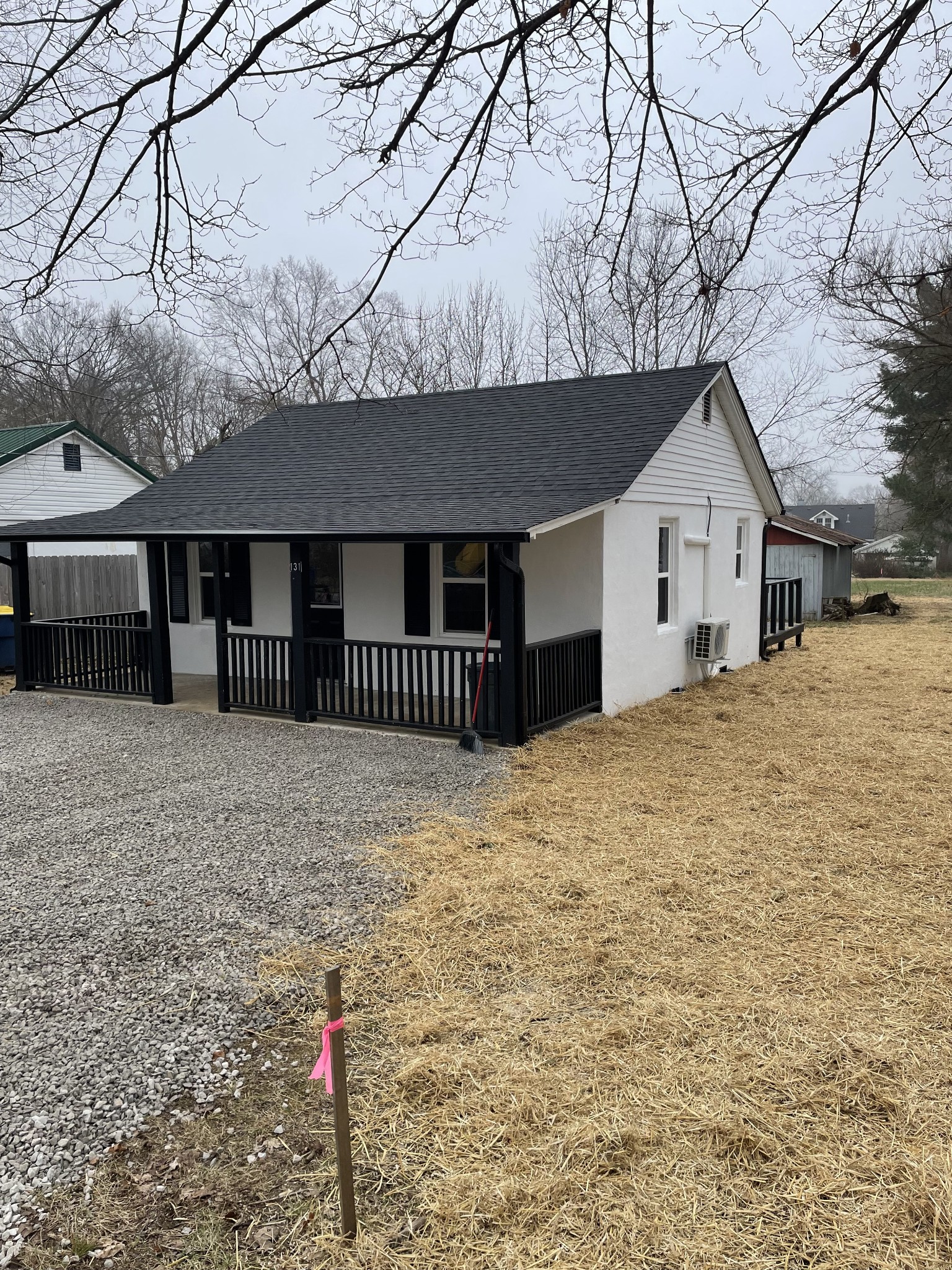 131 Smith Ave Property Photo