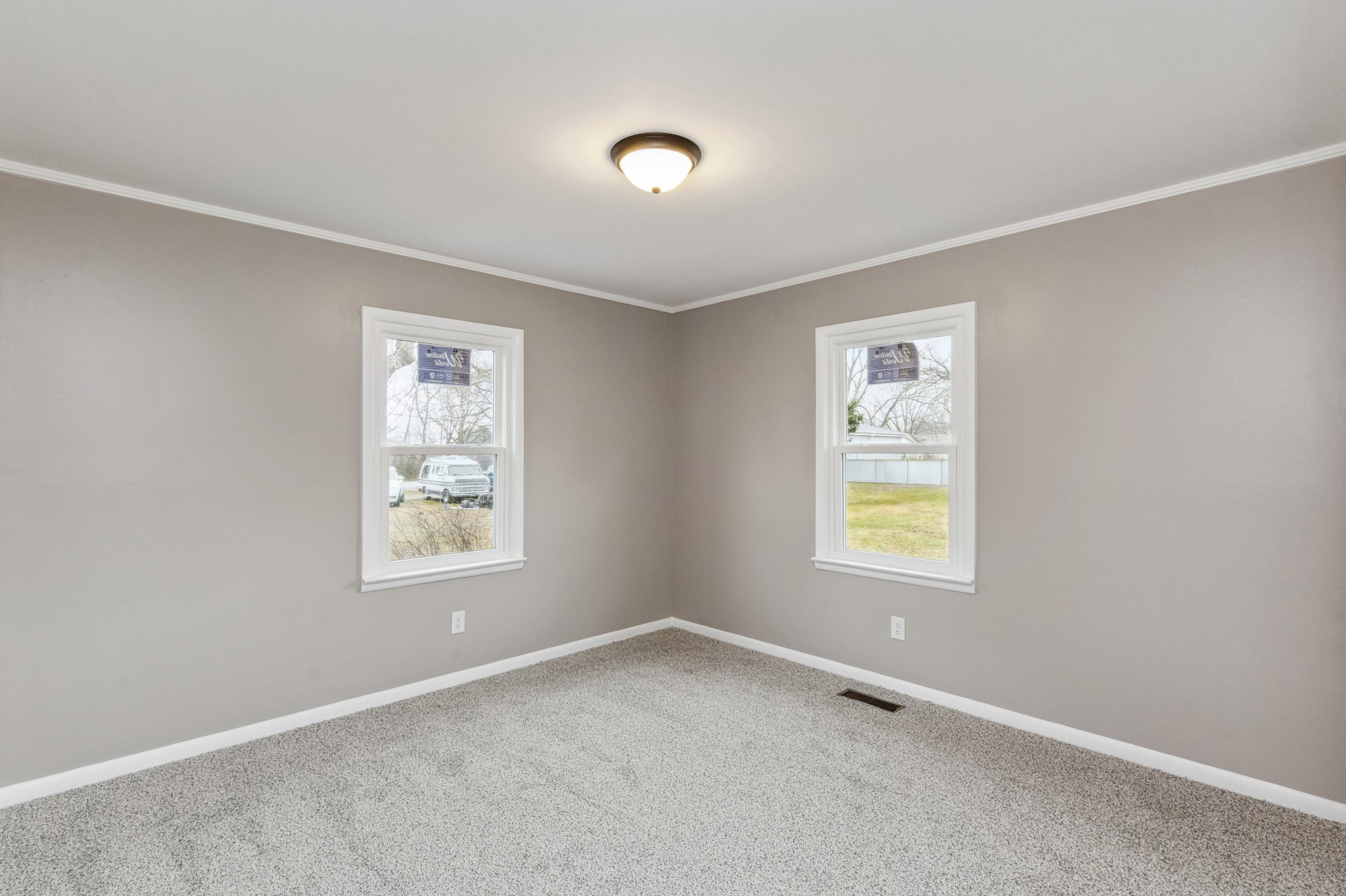 508 N Locust St Property Photo 12