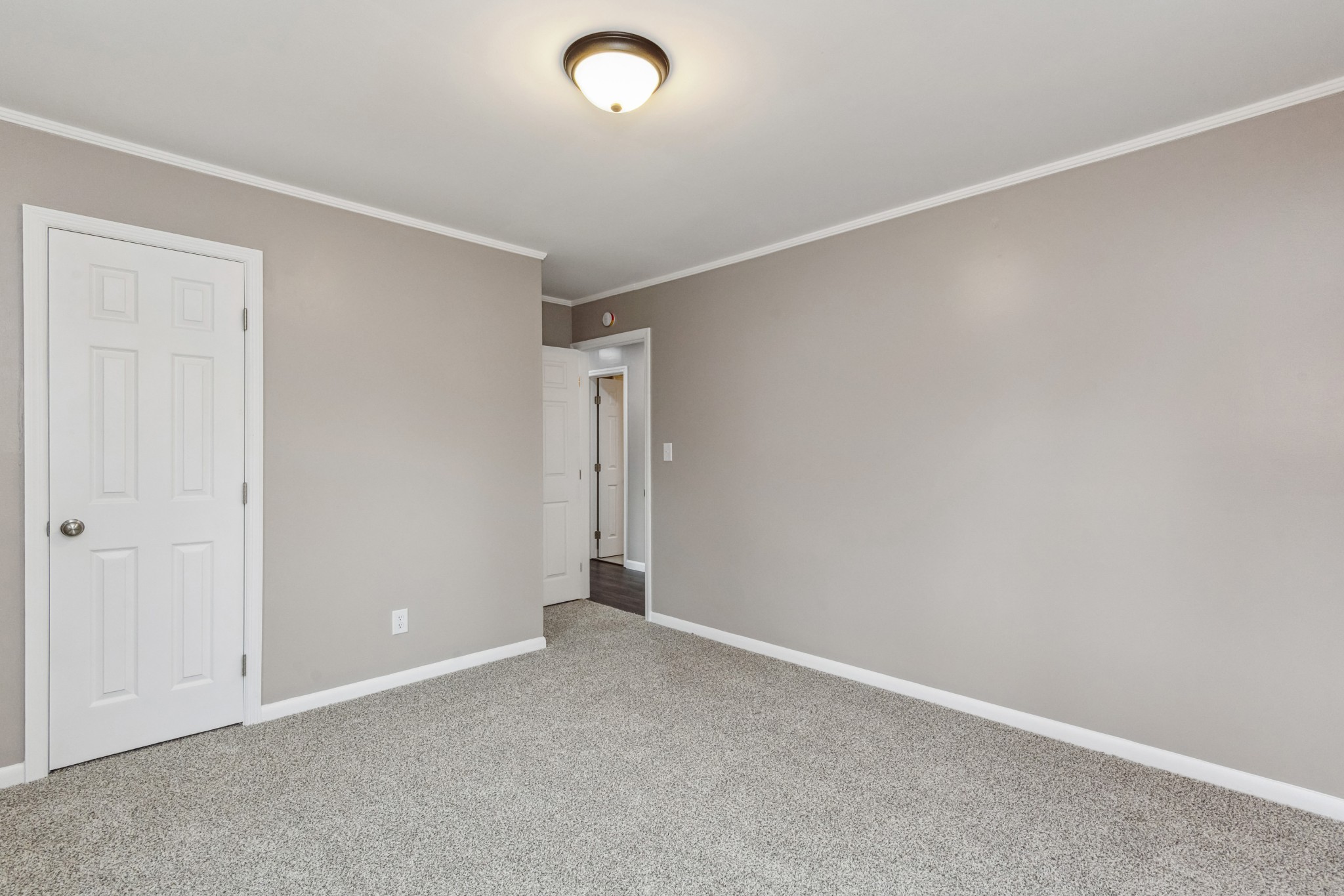 508 N Locust St Property Photo 13