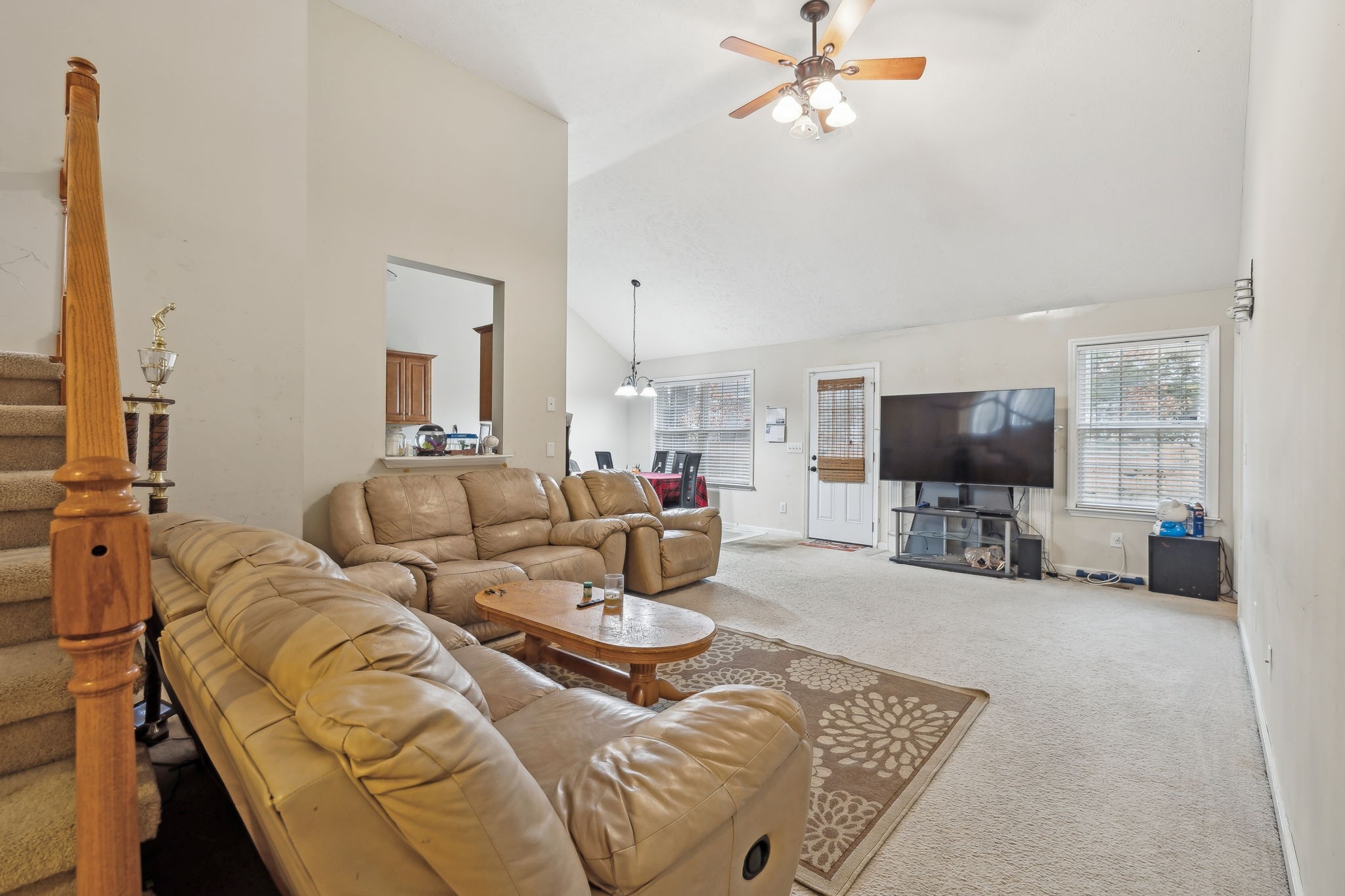416 Birchclay Pt, S Property Photo 2