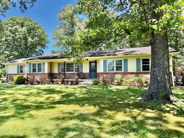 608 Bragg Cir Property Photo