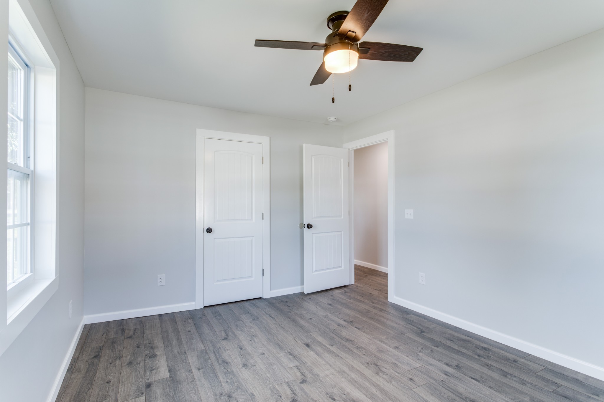 401 3rd Ave, N Property Photo 16