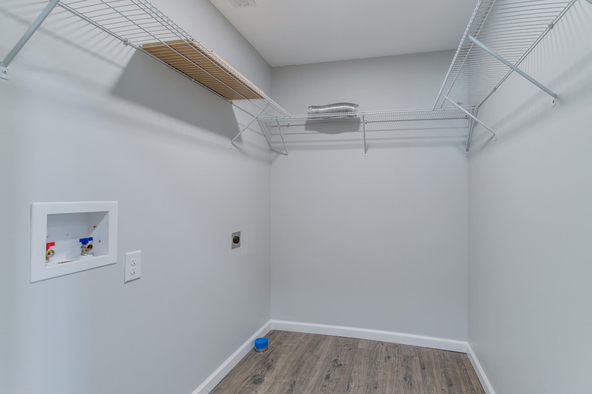 401 3rd Ave, N Property Photo 17