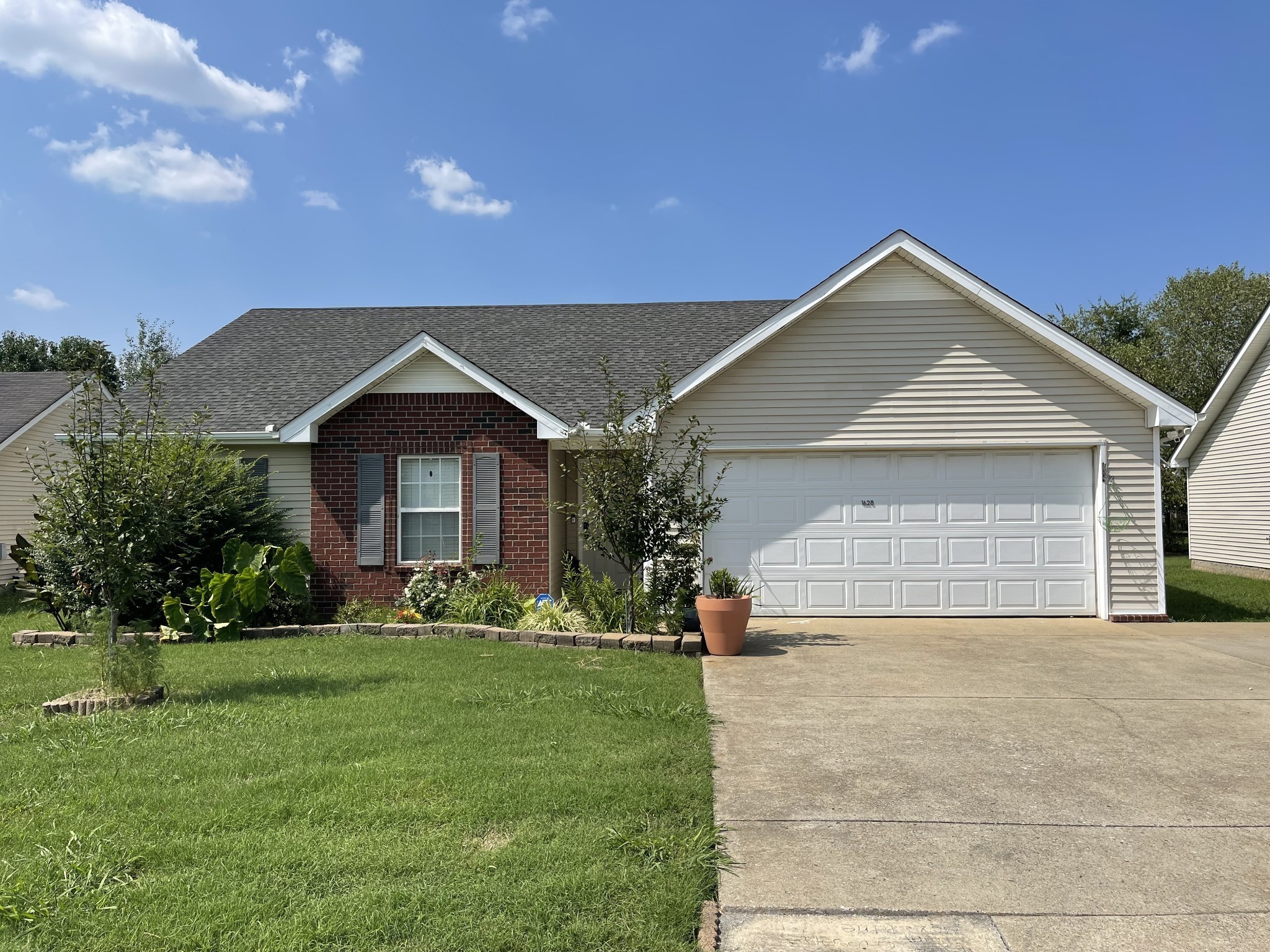 1628 Saint Andrews Dr Property Photo