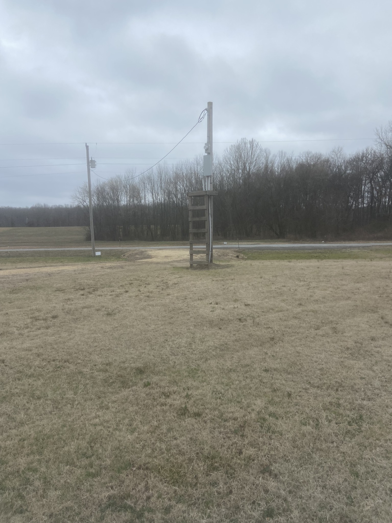 753 River Front Dr Property Photo 22