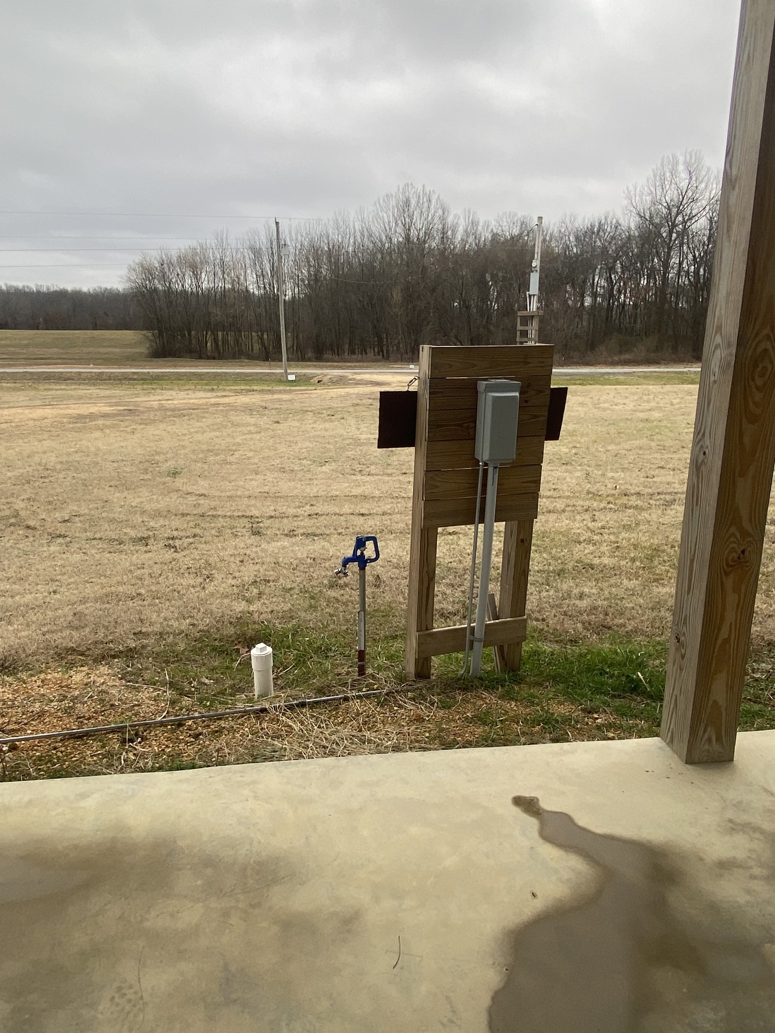 753 River Front Dr Property Photo 28