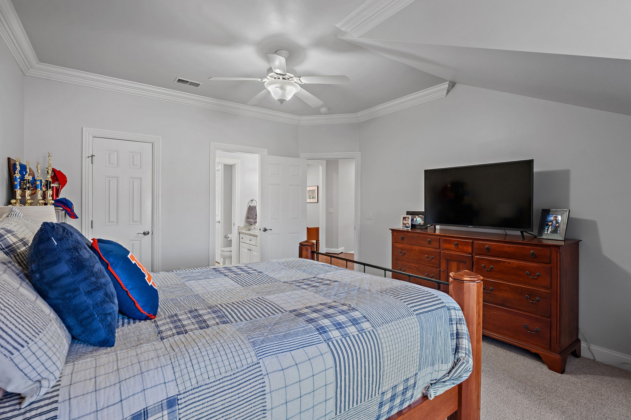 14 Angel Trce Property Photo 47
