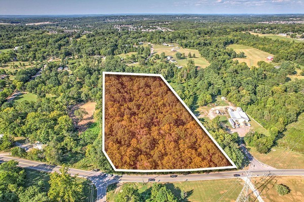 4507 Central Pike Property Photo 1