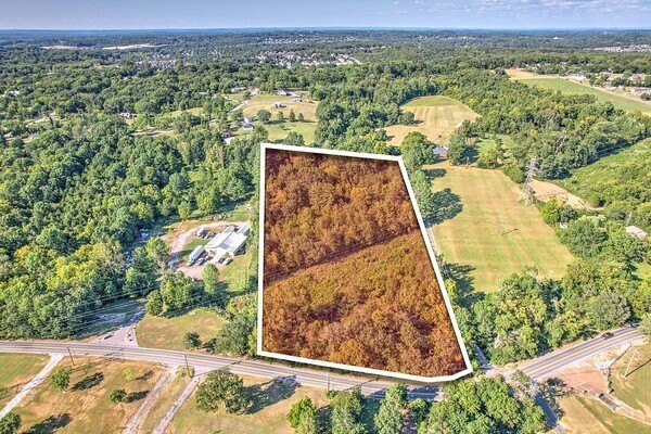 4511 Central Pike Property Photo