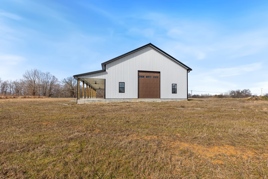 1807 Three Island Road Property Photo 6