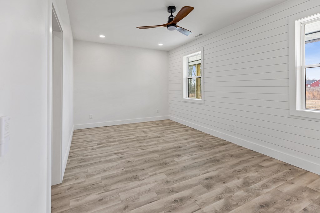 1807 Three Island Road Property Photo 10