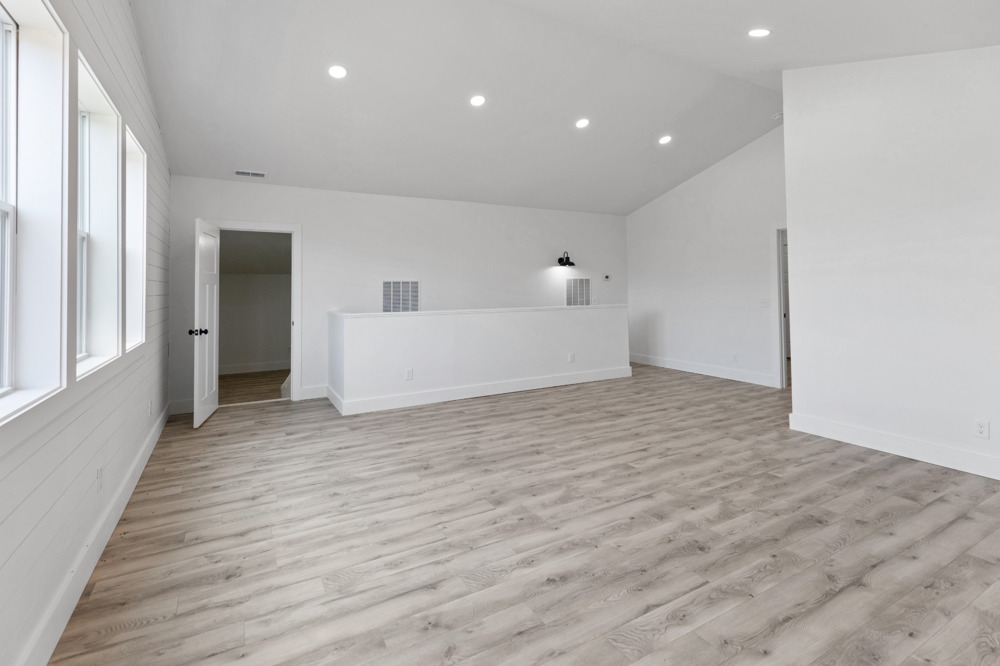 1807 Three Island Road Property Photo 35