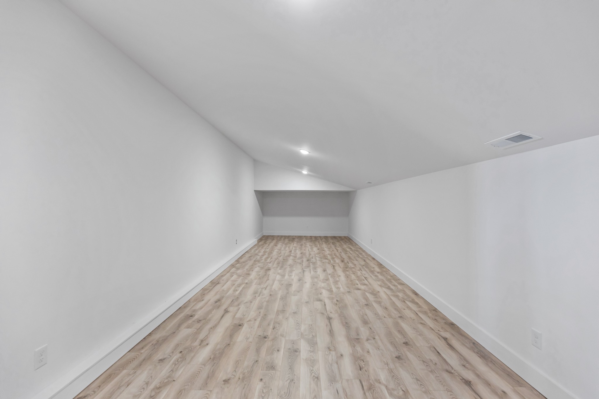 1807 Three Island Road Property Photo 37