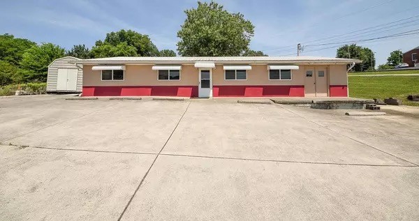 5723 Highway 58 Property Photo