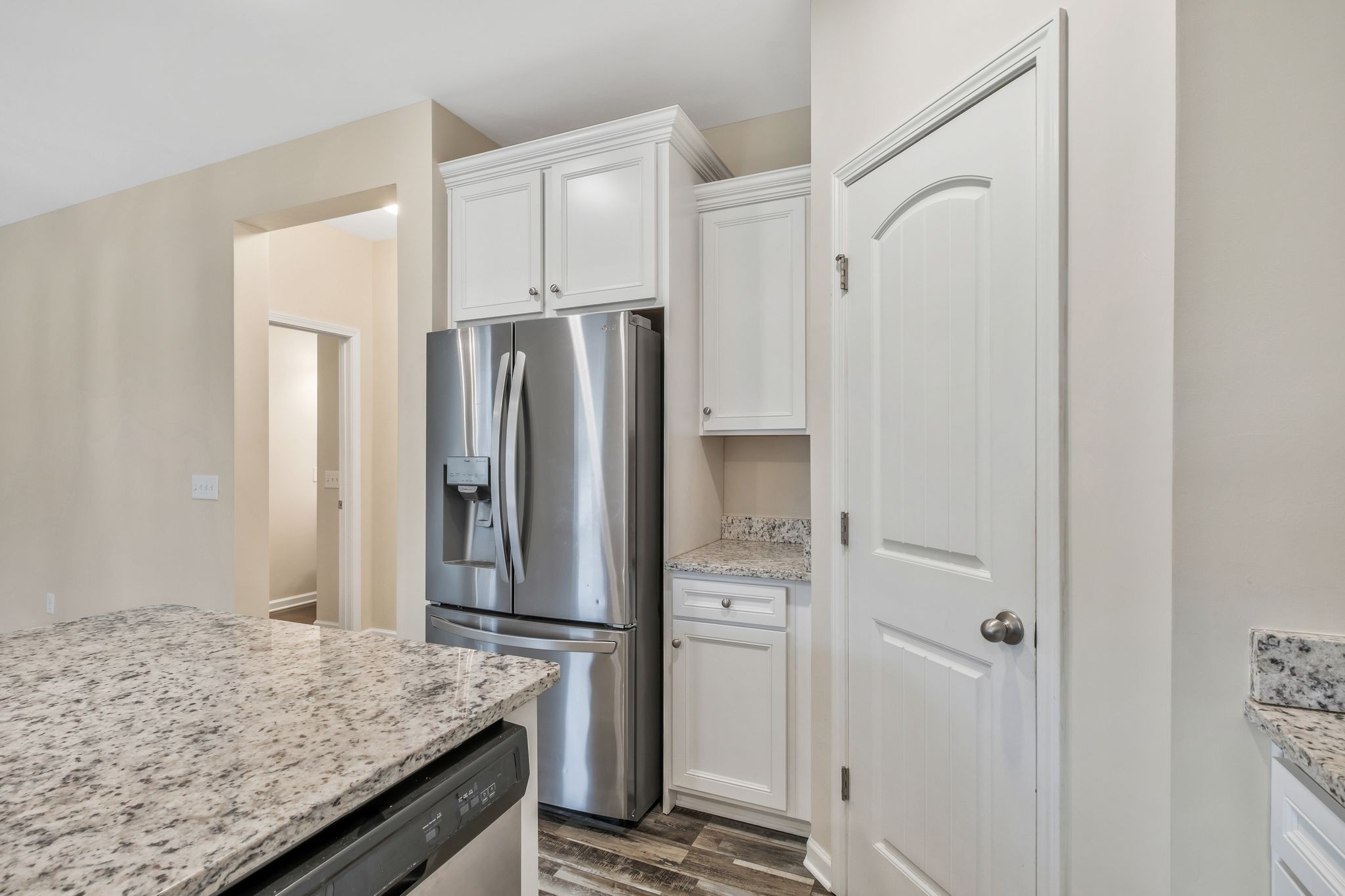 802 Kennear Ln Property Photo 13