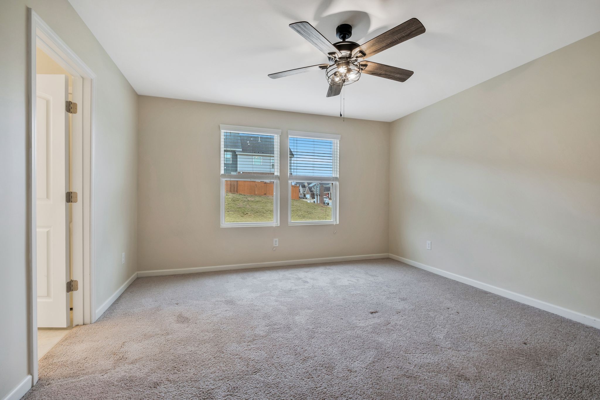 802 Kennear Ln Property Photo 19