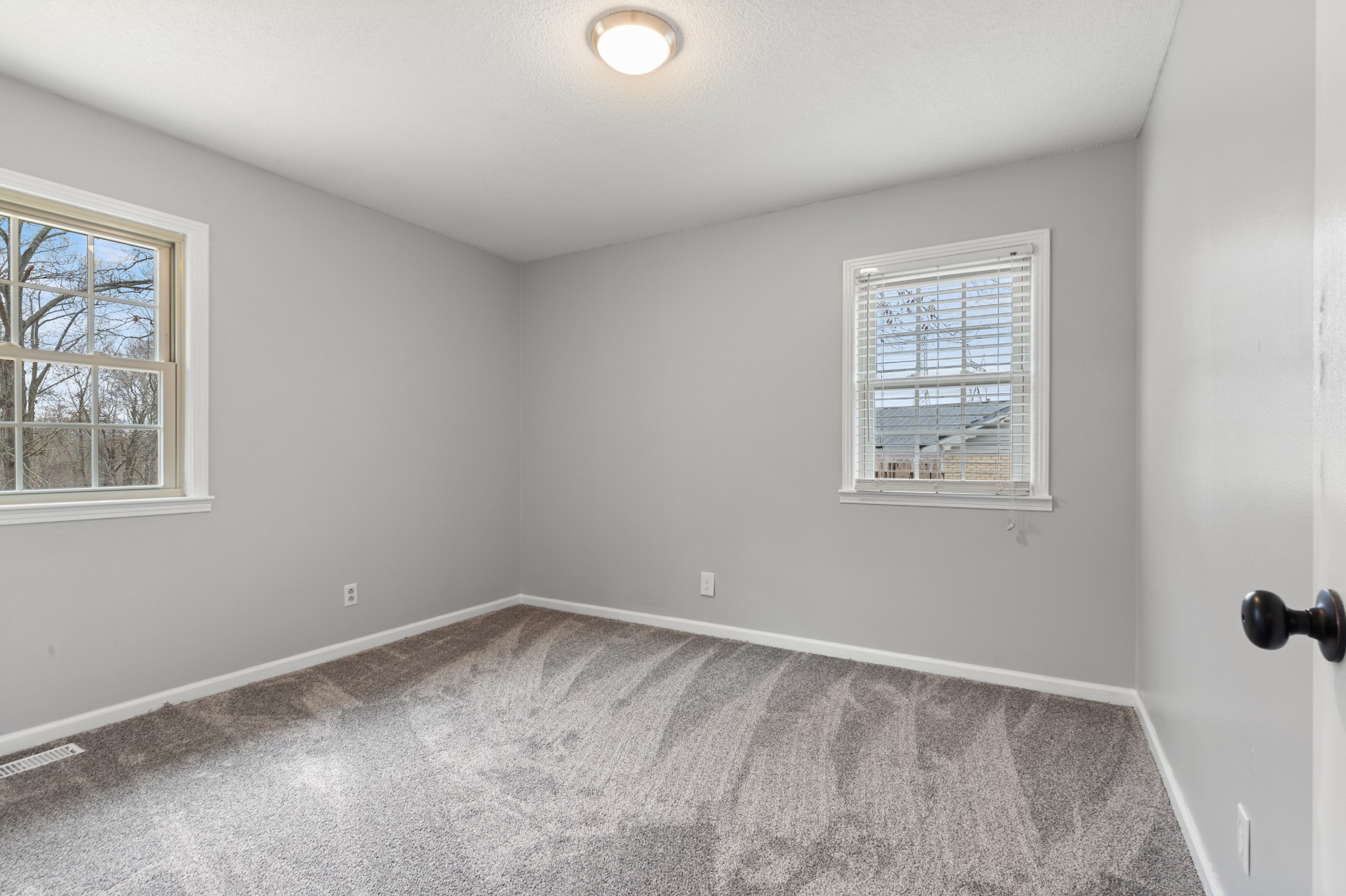 308 Leader Dr Property Photo 21