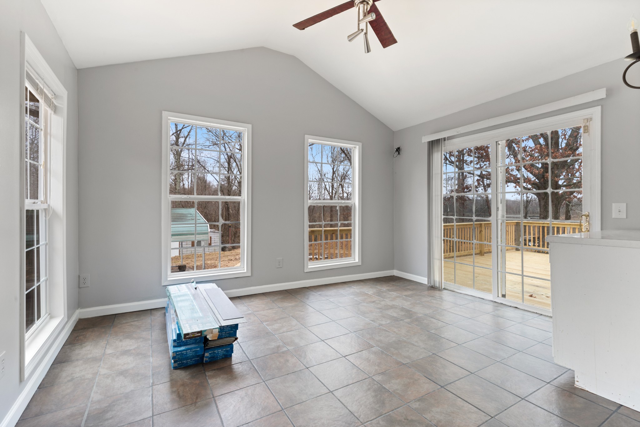 308 Leader Dr Property Photo 24