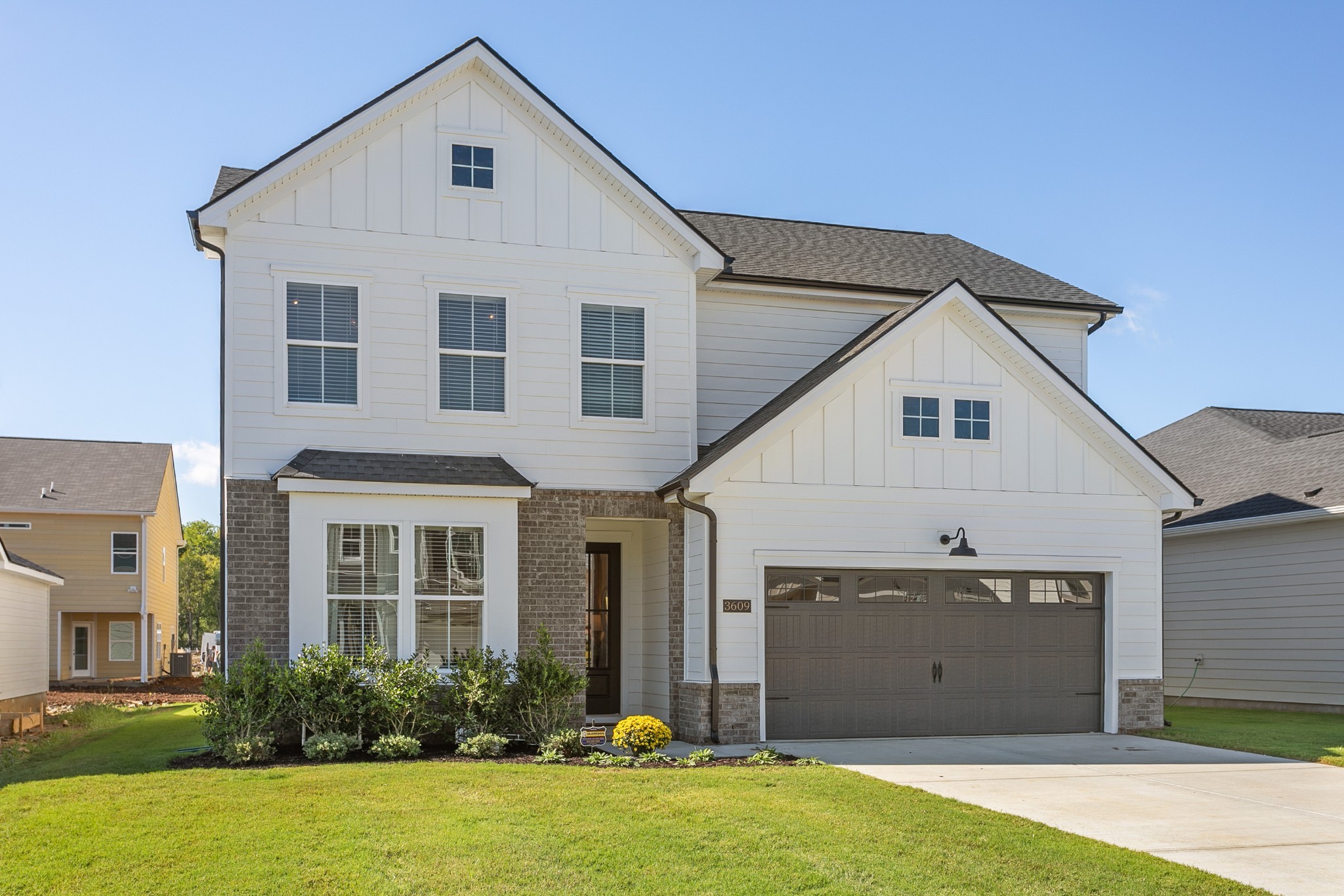 1004 Riverview Run Property Photo 2